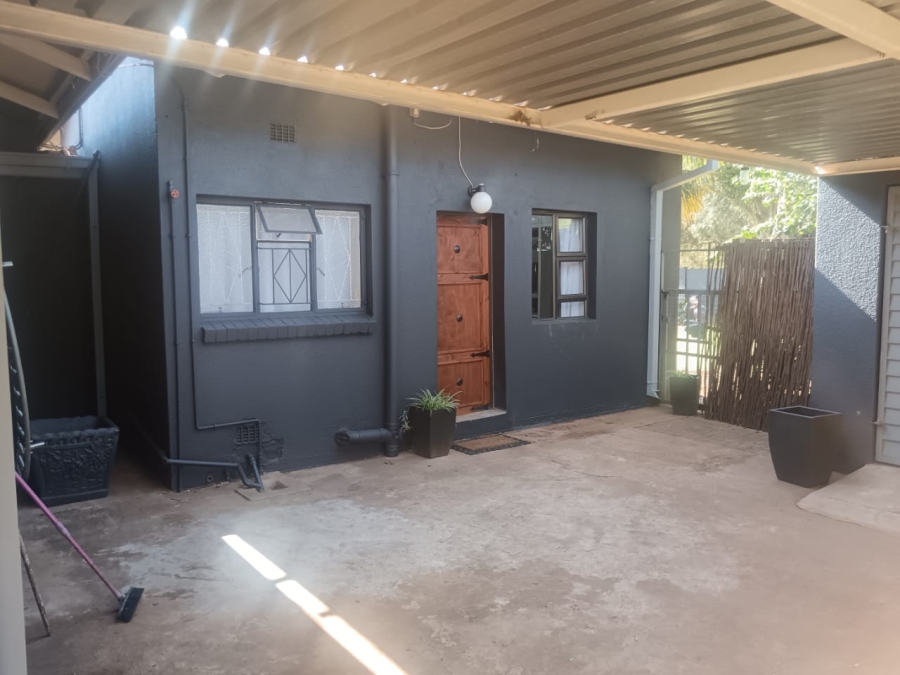 4 Bedroom Property for Sale in Hadison Park Northern Cape